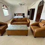 Velora Inn
