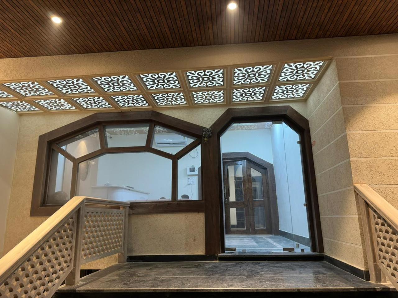 Velora Hotel